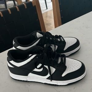 Size 6.5 Panda Nike Dunks